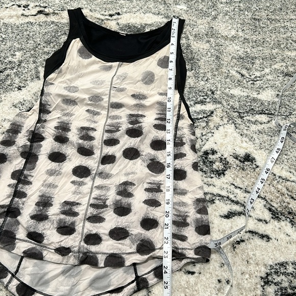 Size 6, Lululemon tank top - Picture 4 of 8